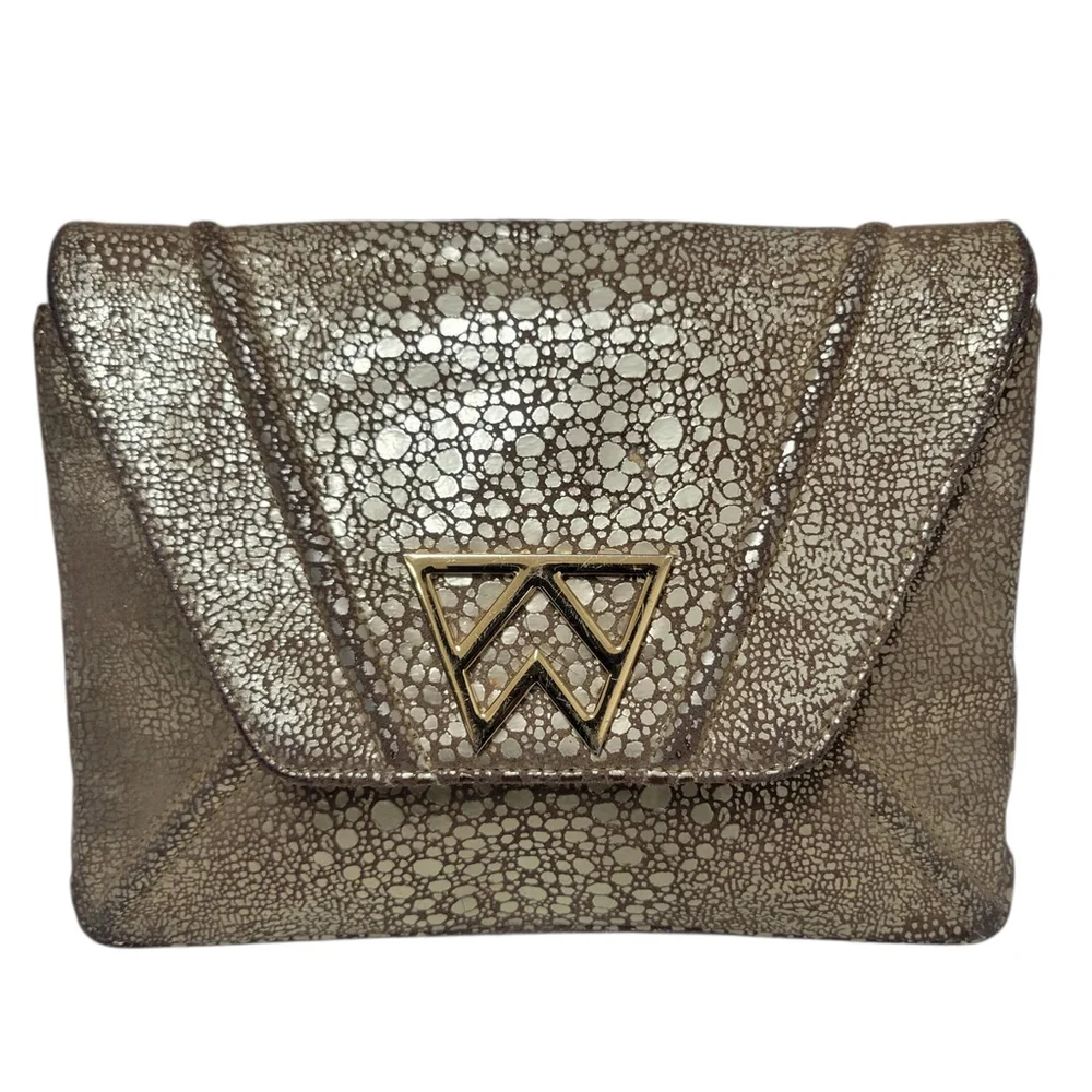 Kelly Wynne Women's Animal Print Gold Designer Clutch Purse Small